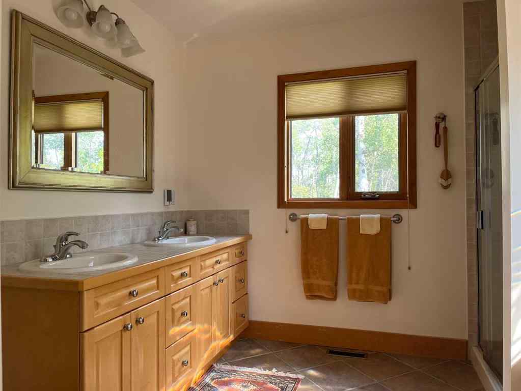 MLS® A2255382 - 3015 TWP RD 7-2   in NONE Pincher Creek, Residential