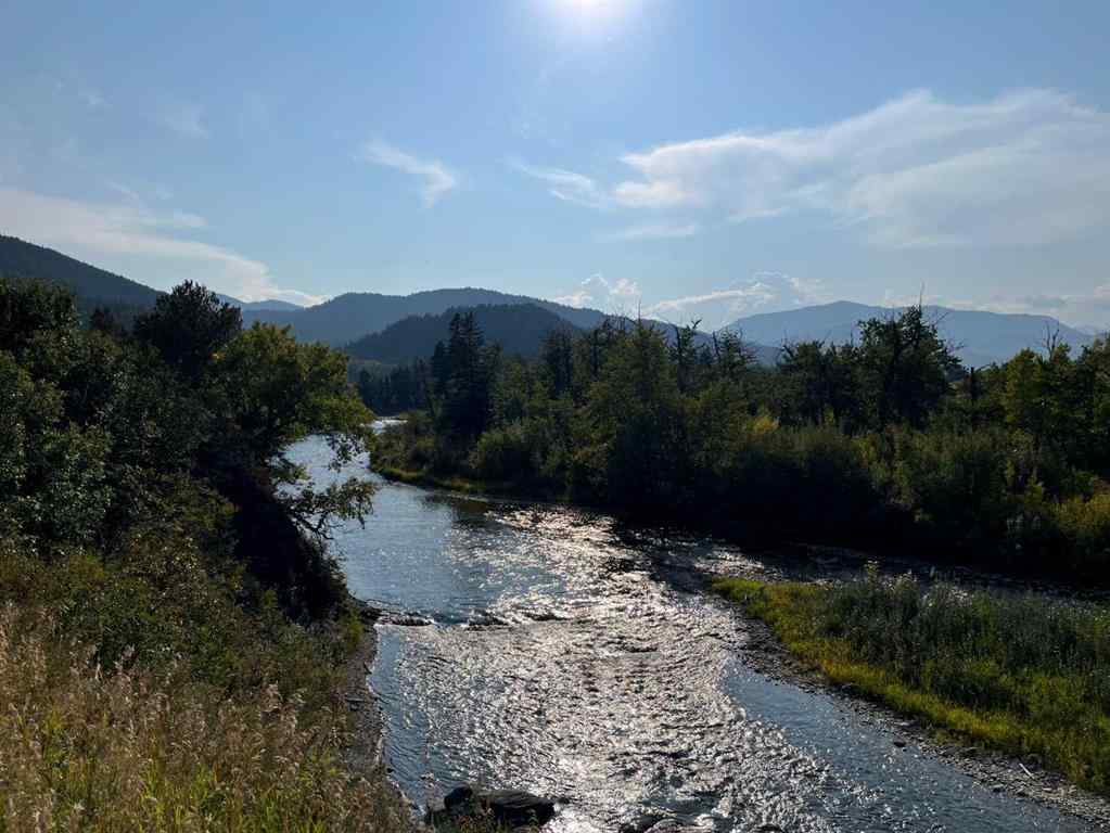 MLS® A2255382 - 3015 TWP RD 7-2   in NONE Pincher Creek, Residential