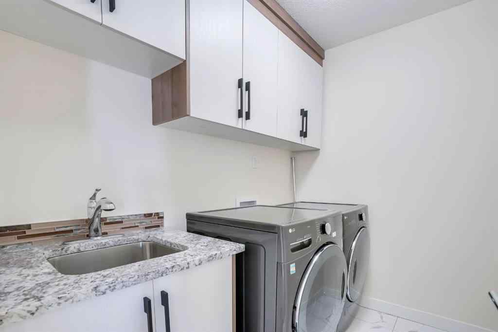 MLS® A2255385 - 353 Nolanhurst Crescent NW in Nolan Hill Calgary, Residential