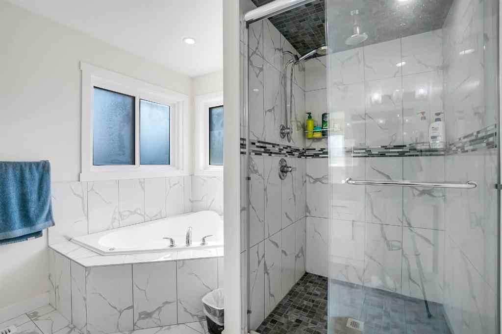 MLS® A2255385 - 353 Nolanhurst Crescent NW in Nolan Hill Calgary, Residential