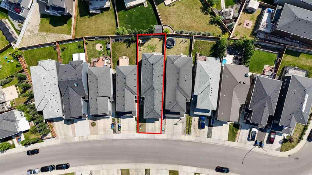 MLS® A2255385 - 353 Nolanhurst Crescent NW in Nolan Hill Calgary, Residential