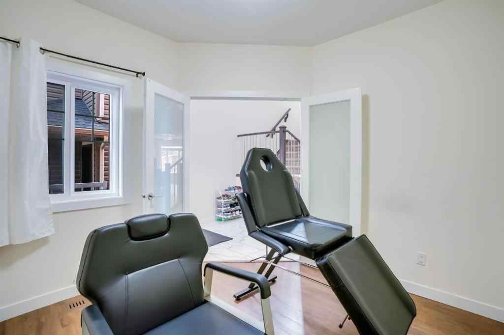 MLS® A2255385 - 353 Nolanhurst Crescent NW in Nolan Hill Calgary, Residential