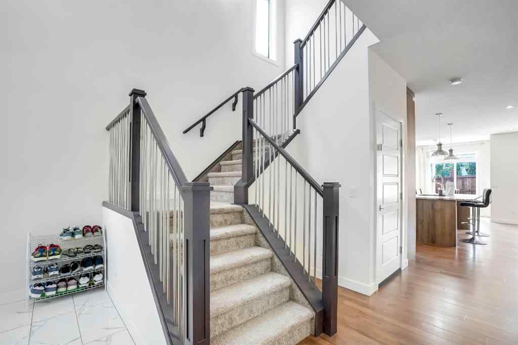 MLS® A2255385 - 353 Nolanhurst Crescent NW in Nolan Hill Calgary, Residential