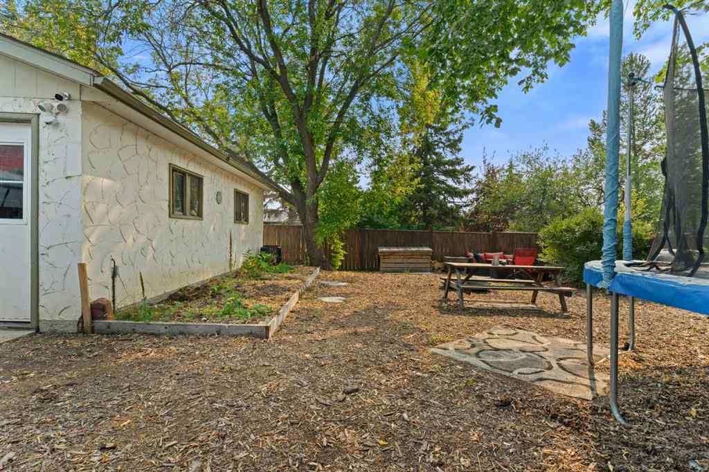 MLS® A2255388 - 9845 Prairie Road  in South Patterson Place Grande Prairie, Residential