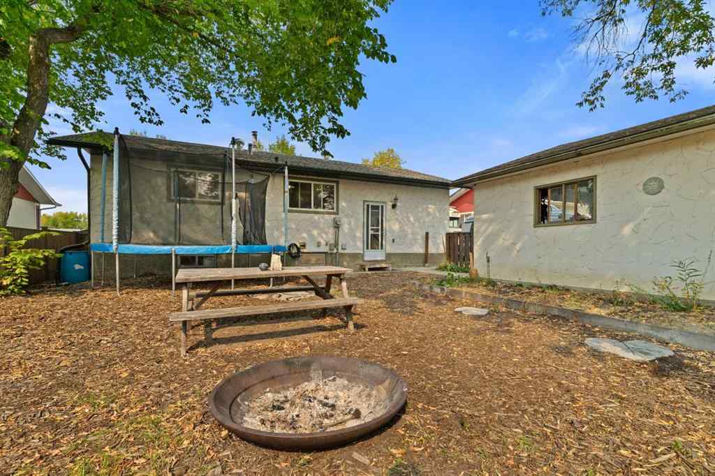 MLS® A2255388 - 9845 Prairie Road  in South Patterson Place Grande Prairie, Residential