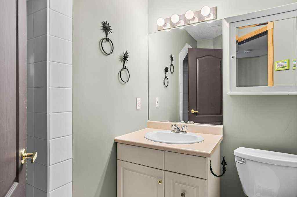 MLS® A2255390 - 18 Canyon Road  in Canyon Ridge Canmore, Residential