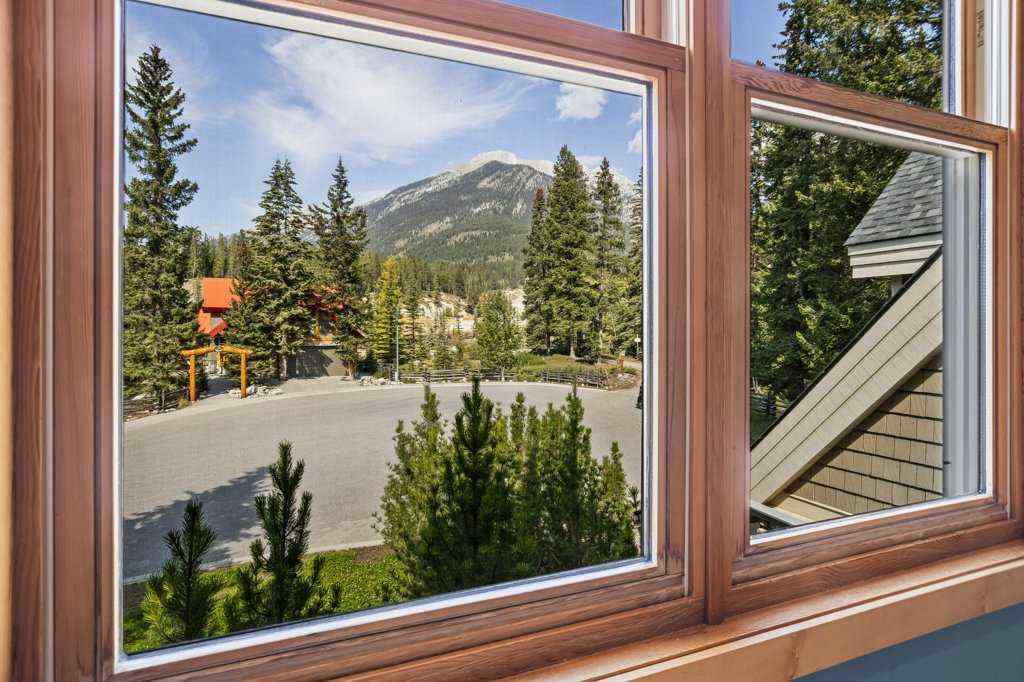 MLS® A2255390 - 18 Canyon Road  in Canyon Ridge Canmore, Residential