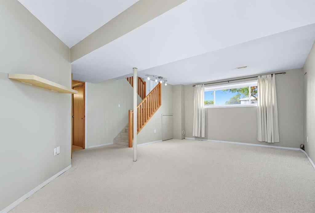 MLS® A2255391 - 5335 56 Street  in NONE Rocky Mountain House, Residential