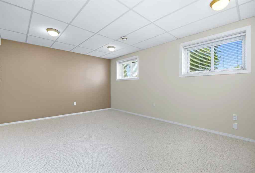 MLS® A2255391 - 5335 56 Street  in NONE Rocky Mountain House, Residential