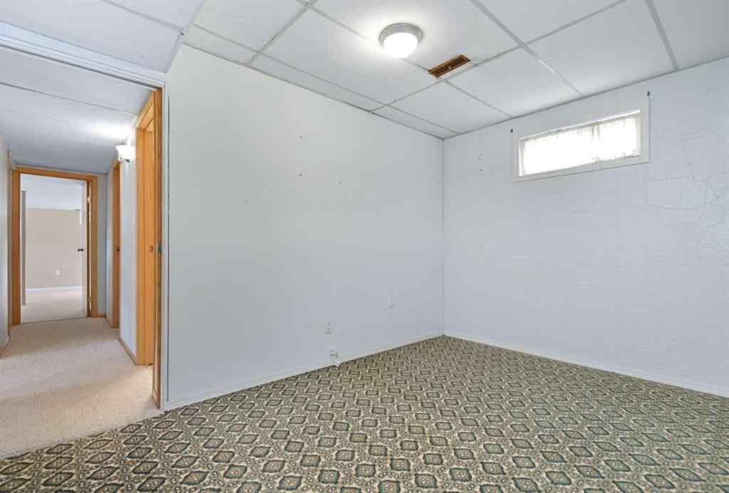 MLS® A2255391 - 5335 56 Street  in NONE Rocky Mountain House, Residential