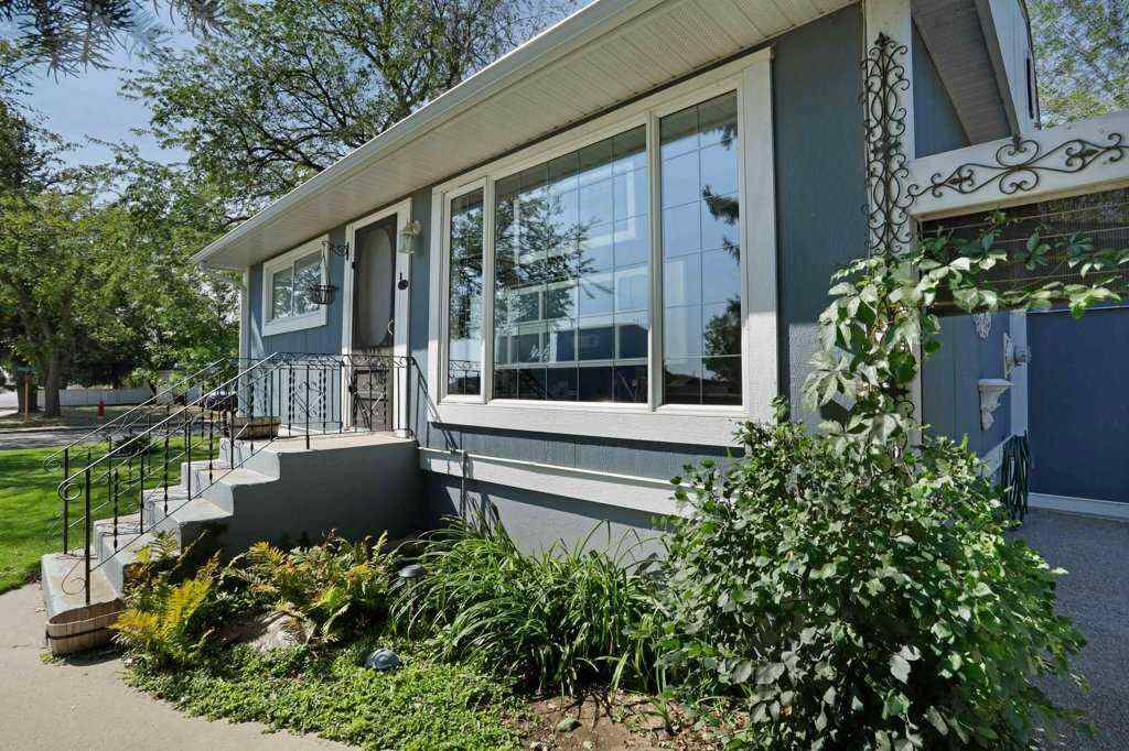 MLS® A2255392 - 4 spruce Avenue W in Sunnylea Brooks, Residential