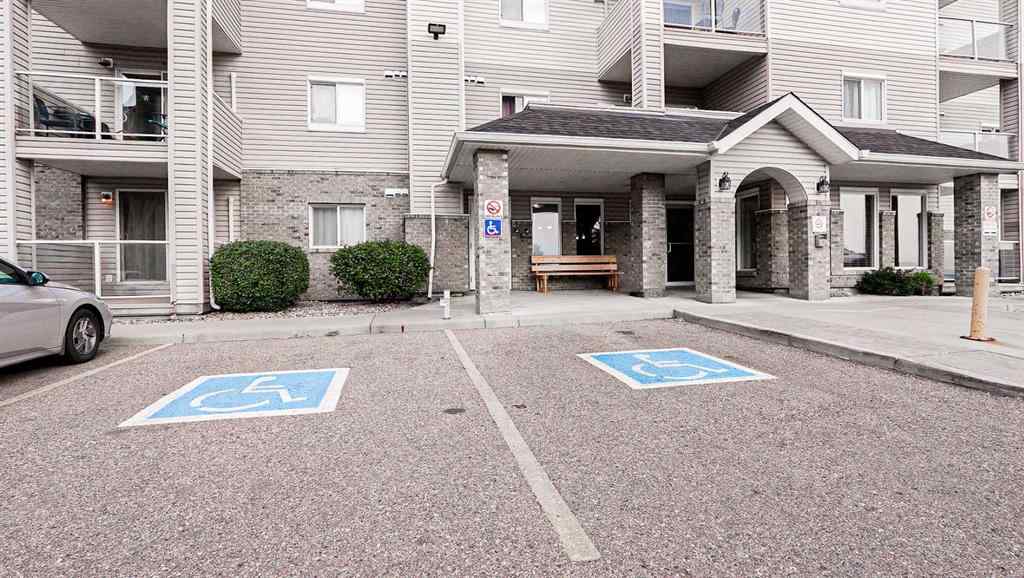 MLS® A2255397 - Unit #415 1632 Saamis Drive NW in Northwest Crescent Heights Medicine Hat, Residential