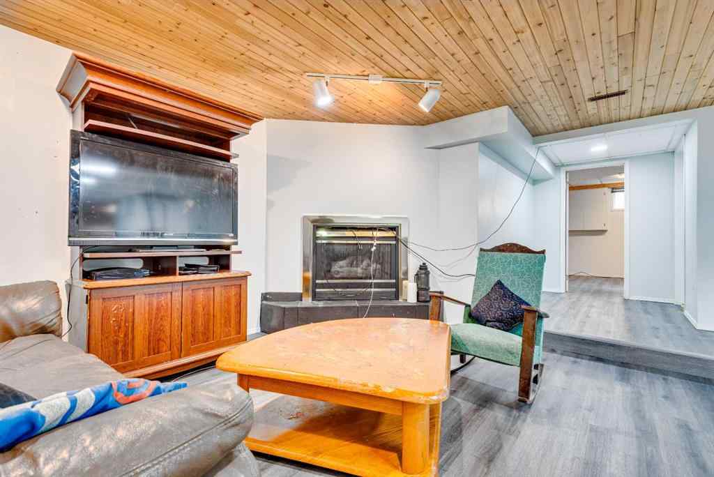 MLS® A2255398 - 133 6 Avenue SE in NONE Three Hills, Residential