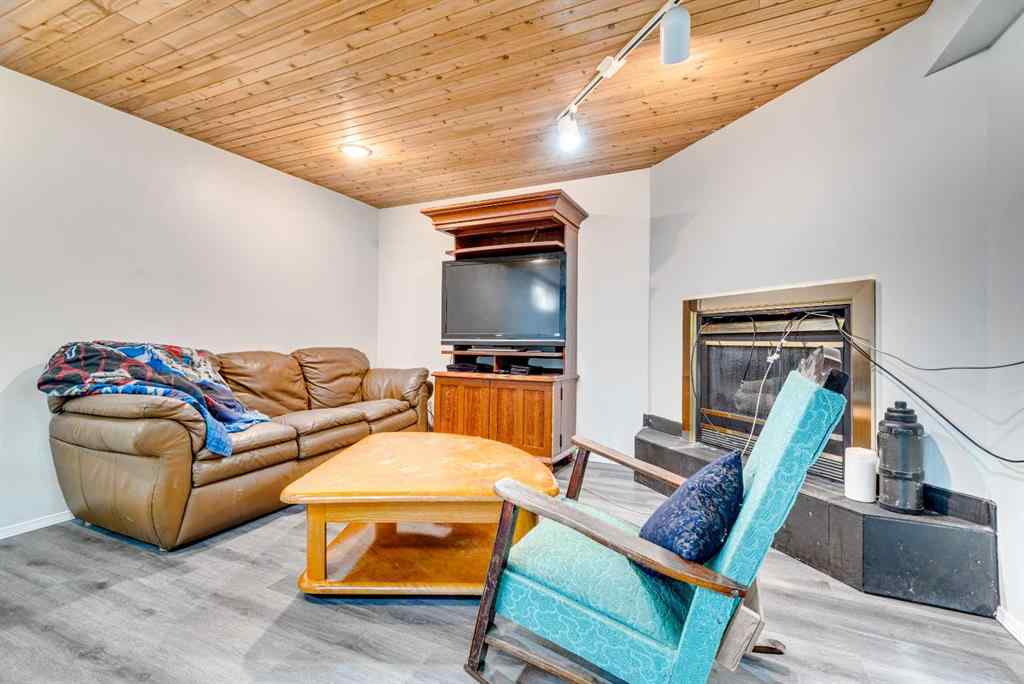 MLS® A2255398 - 133 6 Avenue SE in NONE Three Hills, Residential