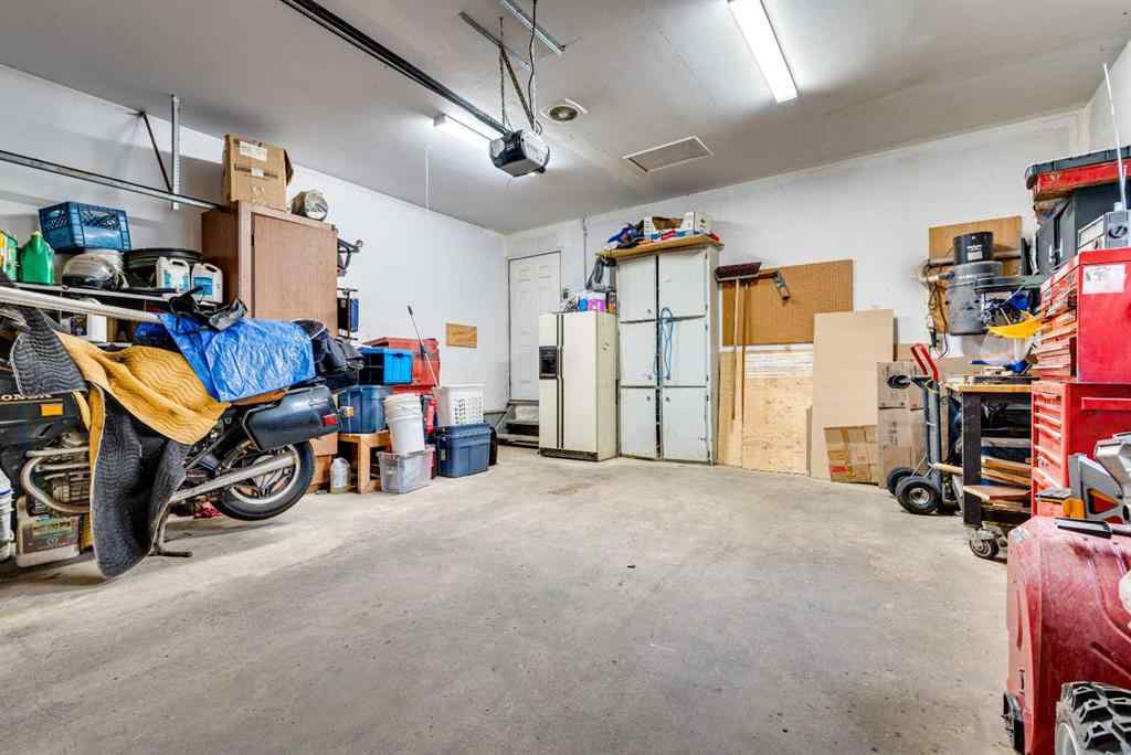 MLS® A2255398 - 133 6 Avenue SE in NONE Three Hills, Residential