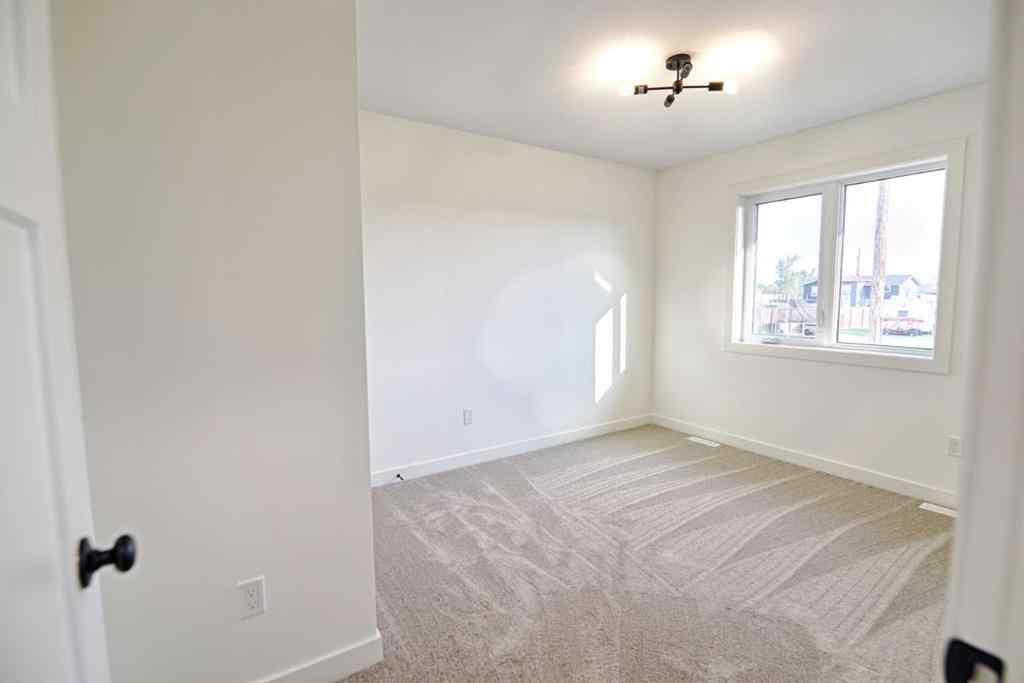 MLS® A2255402 - 425 Pensacola Road  in NONE Enchant, Residential