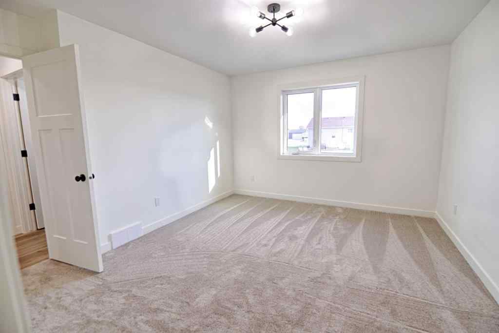 MLS® A2255402 - 425 Pensacola Road  in NONE Enchant, Residential