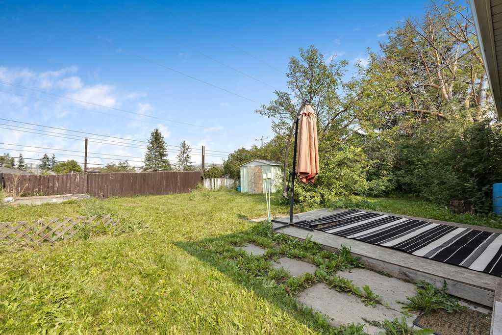MLS® A2255408 - 516 32 Avenue NE in Winston Heights/Mountview Calgary, Residential