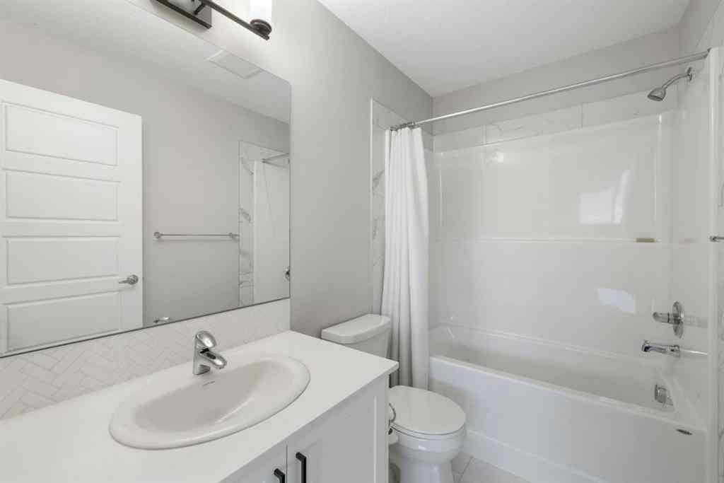 MLS® A2255412 - 53 Savanna Heath NE in Saddle Ridge Calgary, Residential