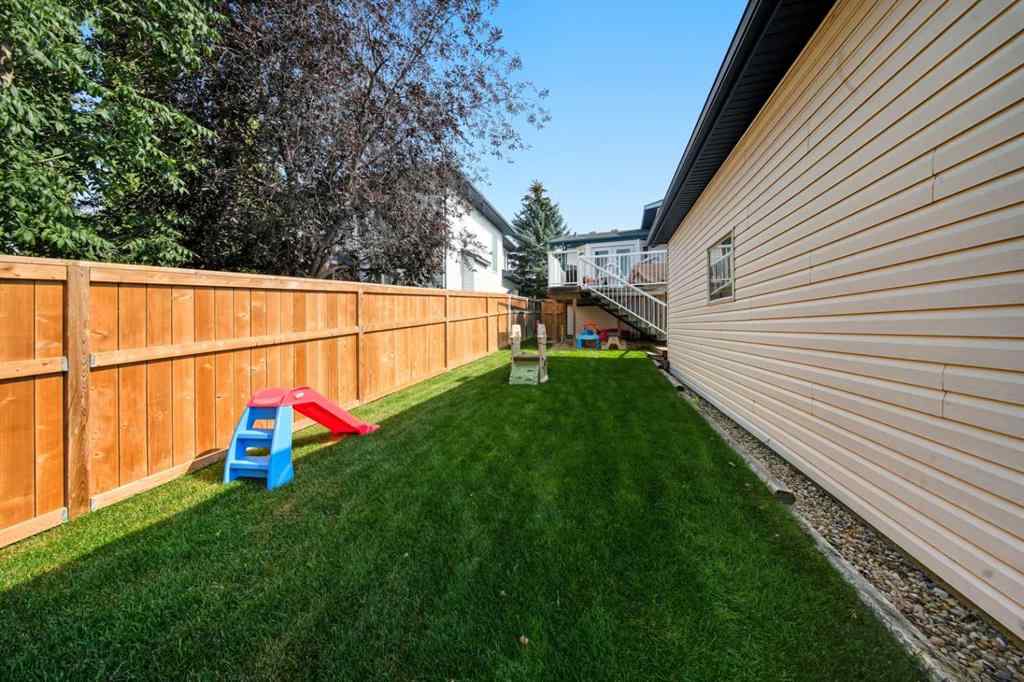 MLS® A2255415 - 105 Darling Crescent  in Devonshire Red Deer, Residential