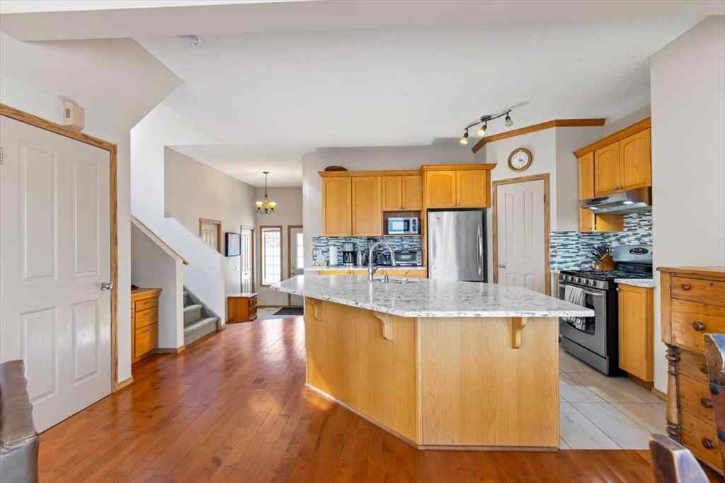 MLS® A2255417 - 27 Tuscany Ridge Heights NW in Tuscany Calgary, Residential