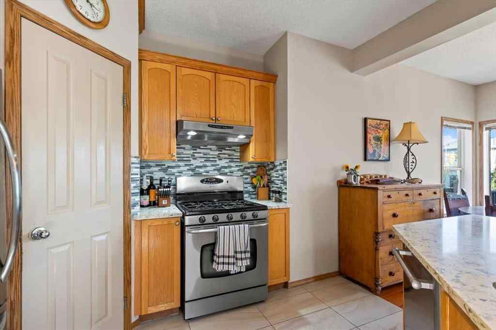 MLS® A2255417 - 27 Tuscany Ridge Heights NW in Tuscany Calgary, Residential