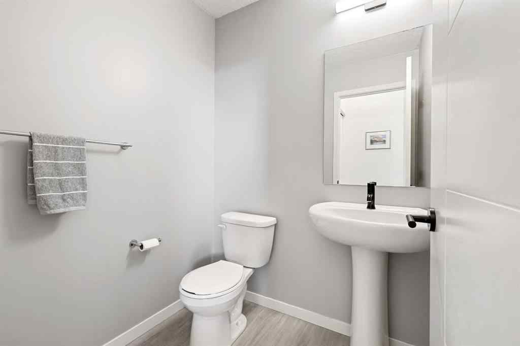 MLS® A2255419 - 415 South Point Lane SW in South Point Airdrie, Residential