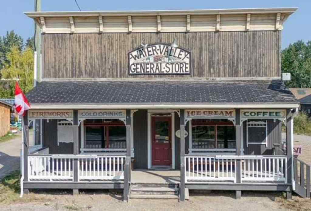MLS® A2255420 - 5204 579 Highway  in Watervalley Rural Mountain View County, Commercial
