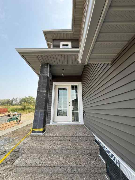 MLS® A2255422 - 104 Lakewood Circle  in Lakewood Strathmore, Residential