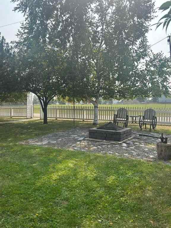 MLS® A2255425 - Unit #43 5211 55 Avenue  in North Park Estates Rocky Mountain House, Residential