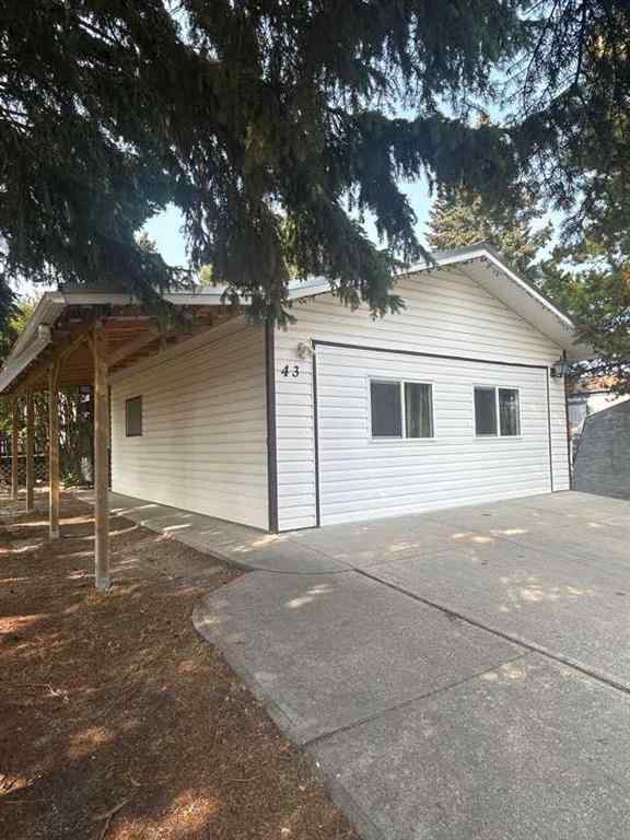 MLS® A2255425 - Unit #43 5211 55 Avenue  in North Park Estates Rocky Mountain House, Residential