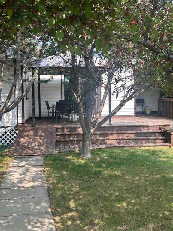 MLS® A2255425 - Unit #43 5211 55 Avenue  in North Park Estates Rocky Mountain House, Residential
