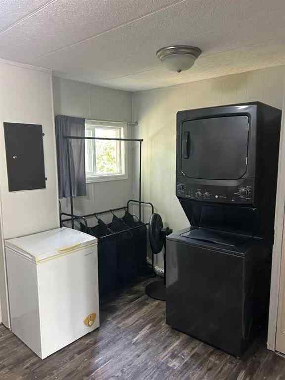 MLS® A2255425 - Unit #43 5211 55 Avenue  in North Park Estates Rocky Mountain House, Residential