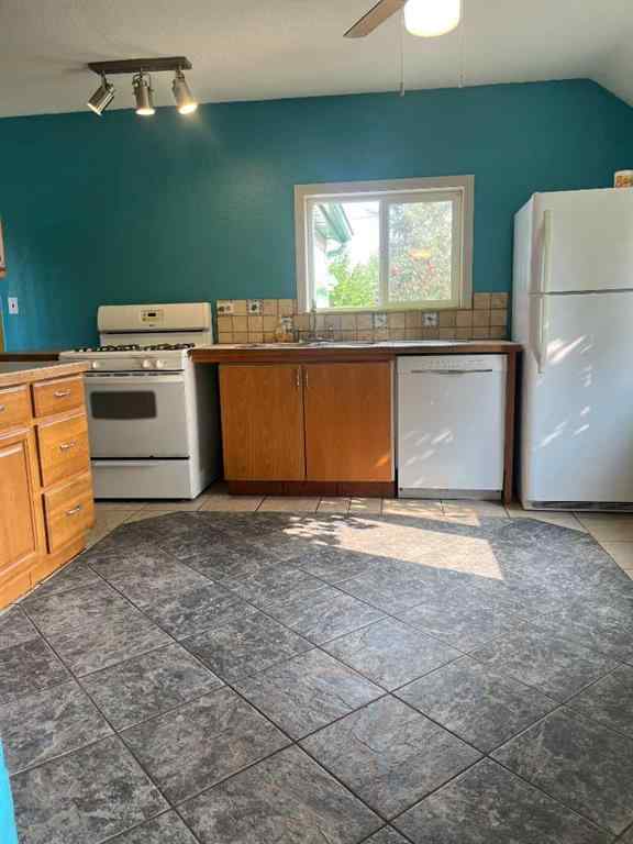 MLS® A2255426 - 112 Allison Street  in NONE Acme, Residential
