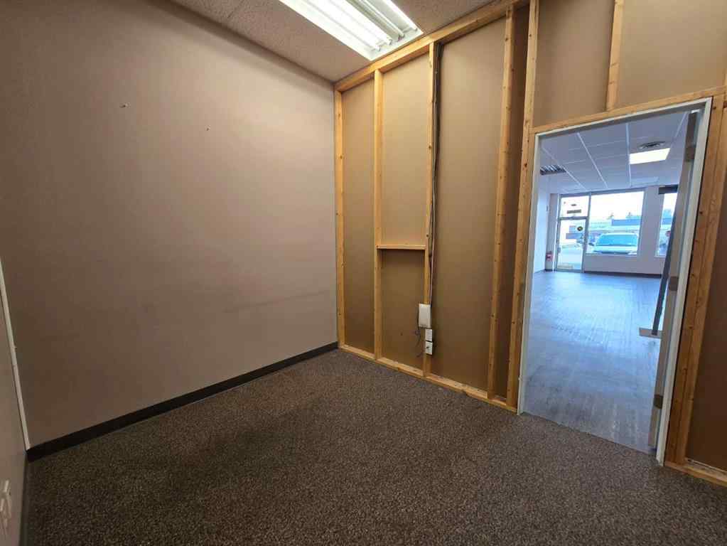 MLS® A2255430 - 536 2 Avenue SE in Edmonton Trail Airdrie, Commercial