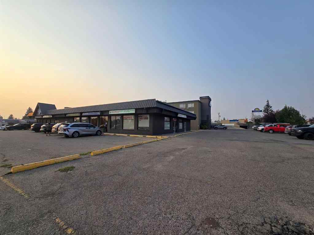 MLS® A2255430 - 536 2 Avenue SE in Edmonton Trail Airdrie, Commercial