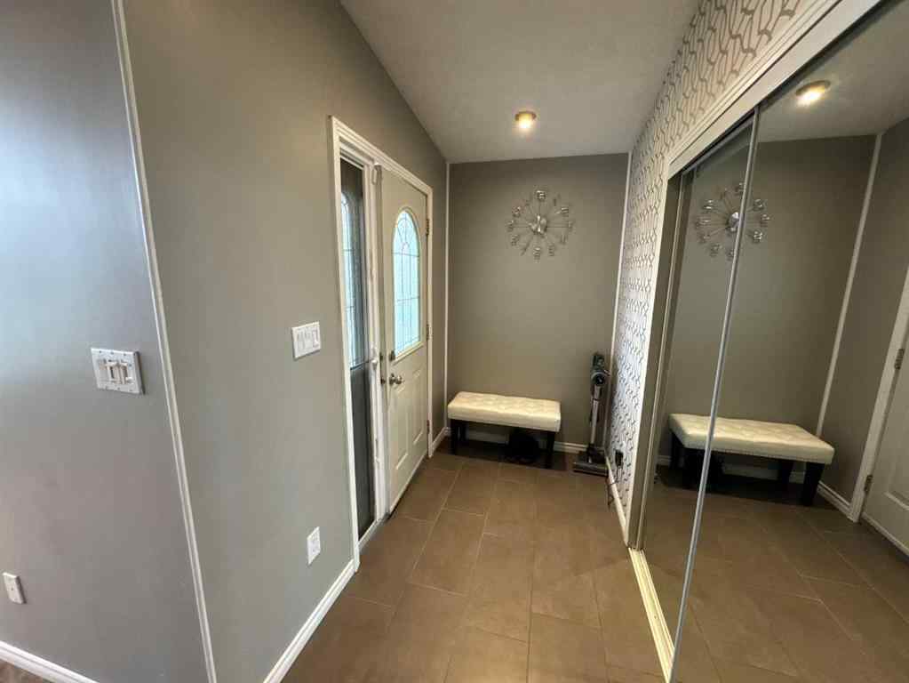 MLS® A2255431 - 10245 113 Avenue  in Avondale Grande Prairie, Residential
