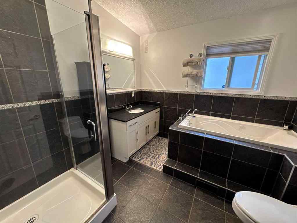 MLS® A2255431 - 10245 113 Avenue  in Avondale Grande Prairie, Residential