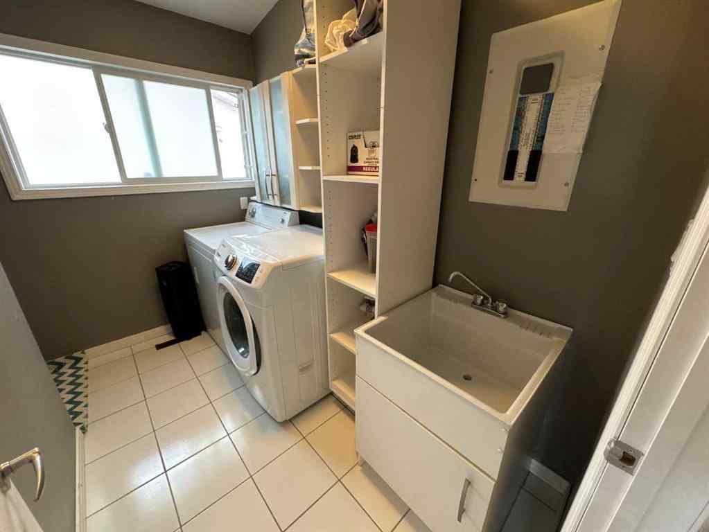 MLS® A2255431 - 10245 113 Avenue  in Avondale Grande Prairie, Residential