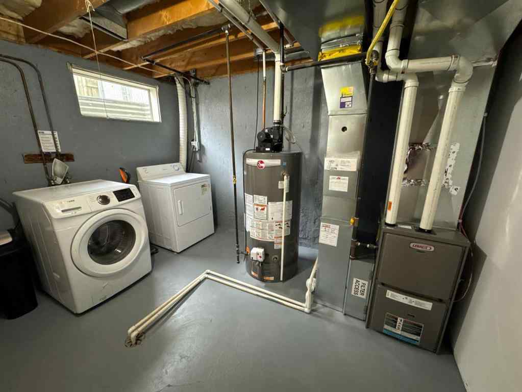 MLS® A2255431 - 10245 113 Avenue  in Avondale Grande Prairie, Residential