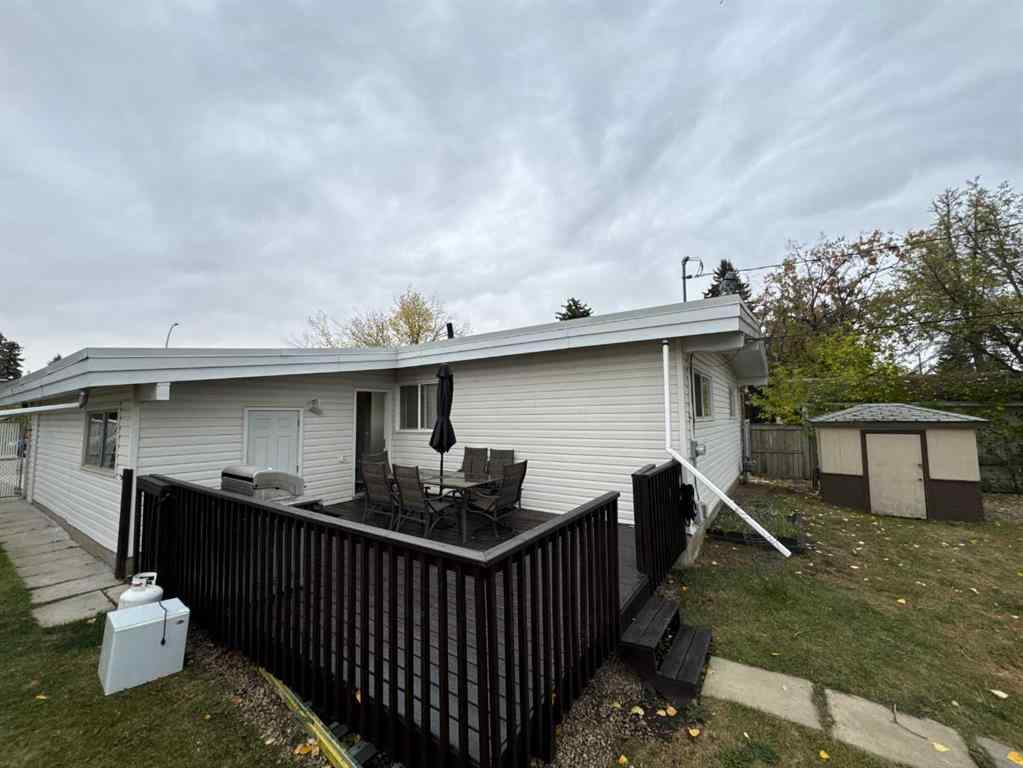 MLS® A2255431 - 10245 113 Avenue  in Avondale Grande Prairie, Residential