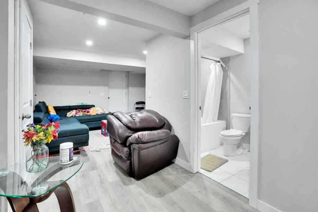 MLS® A2255435 - 215 Savanna Parade NE in Saddle Ridge Calgary, Residential