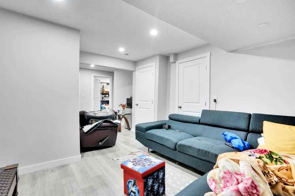 MLS® A2255435 - 215 Savanna Parade NE in Saddle Ridge Calgary, Residential