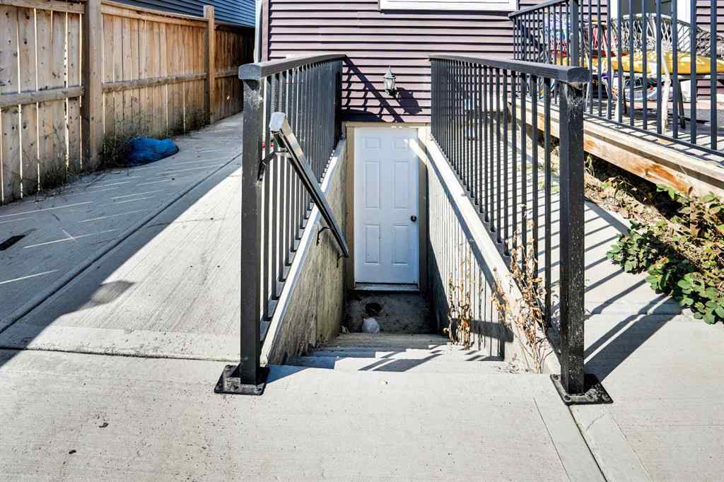 MLS® A2255435 - 215 Savanna Parade NE in Saddle Ridge Calgary, Residential