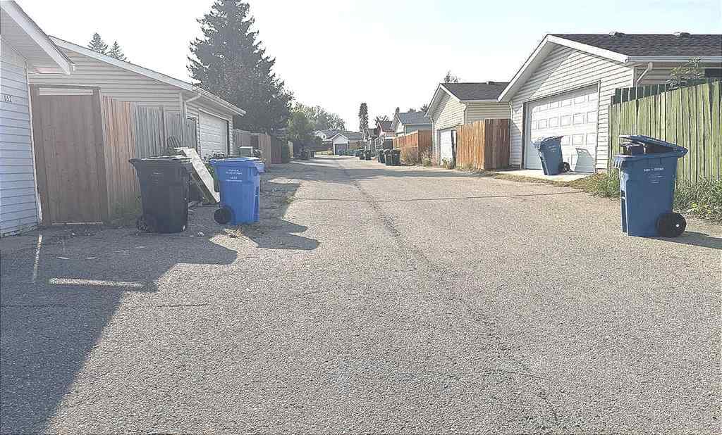 MLS® A2255440 - 932 Rundlecairn Way NE in Rundle Calgary, Residential