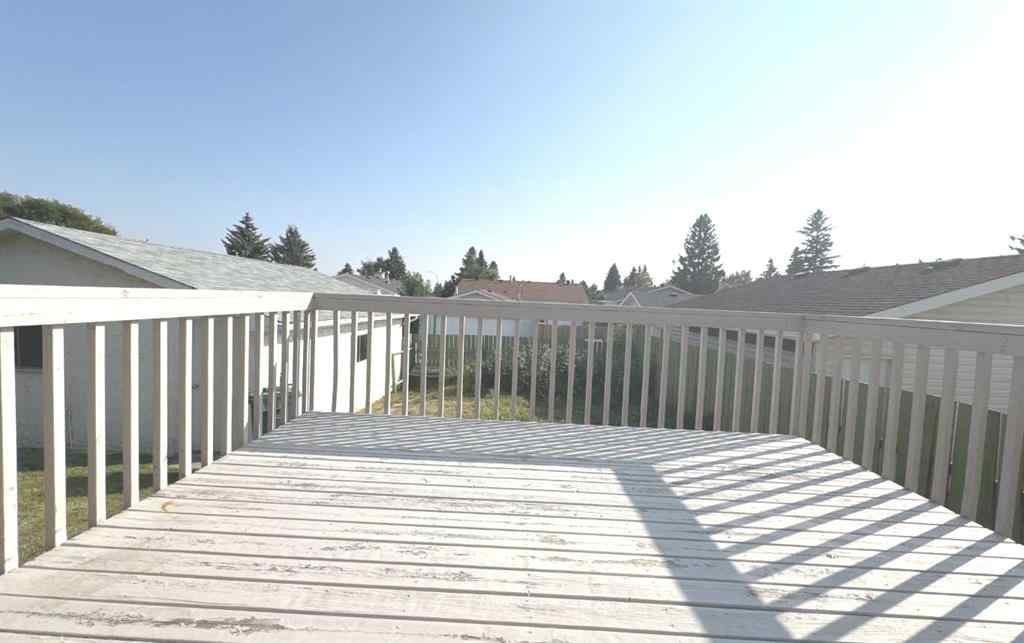 MLS® A2255440 - 932 Rundlecairn Way NE in Rundle Calgary, Residential