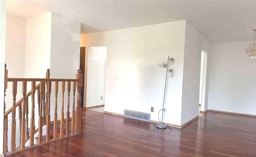 MLS® A2255440 - 932 Rundlecairn Way NE in Rundle Calgary, Residential