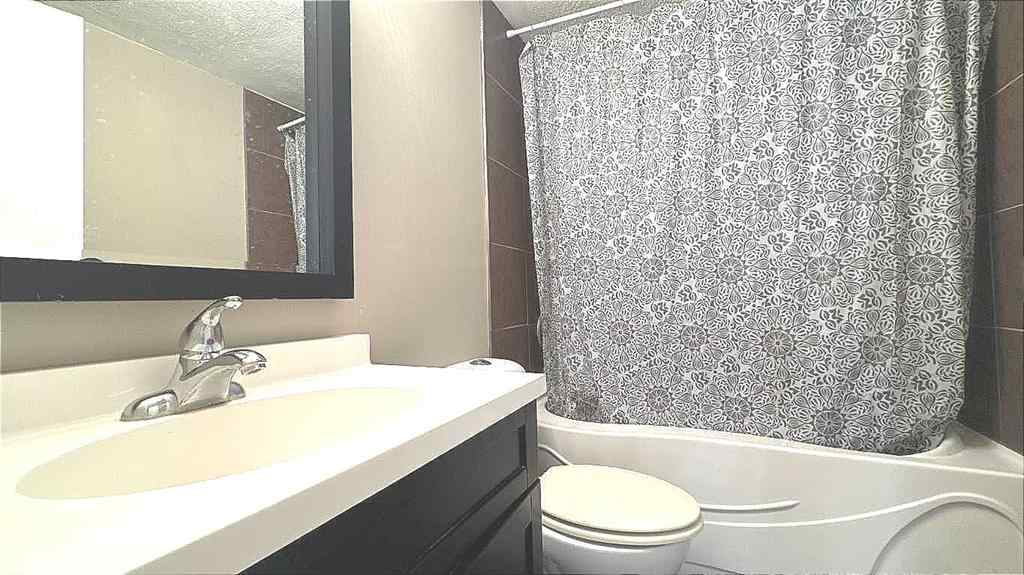 MLS® A2255440 - 932 Rundlecairn Way NE in Rundle Calgary, Residential