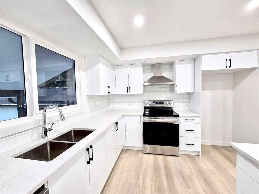MLS® A2255442 - 131 Whiteview Close NE in Whitehorn Calgary, Residential