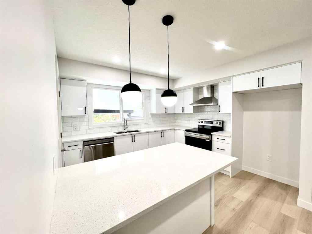 MLS® A2255442 - 131 Whiteview Close NE in Whitehorn Calgary, Residential